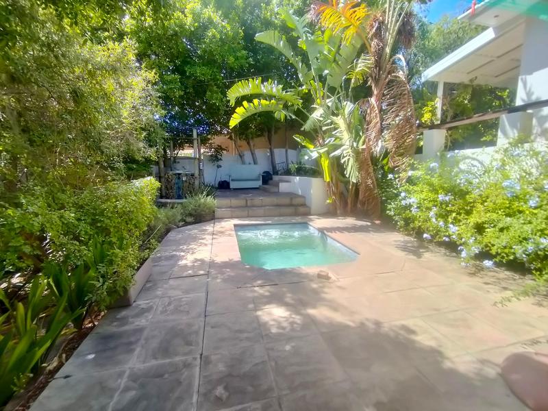 2 Bedroom Property for Sale in Hout Bay Western Cape